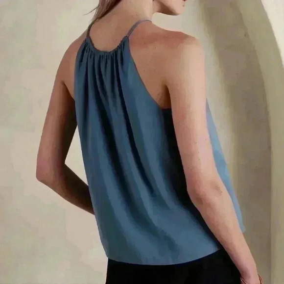 Banana Republic Halter Neck Top - Picture 2 of 8